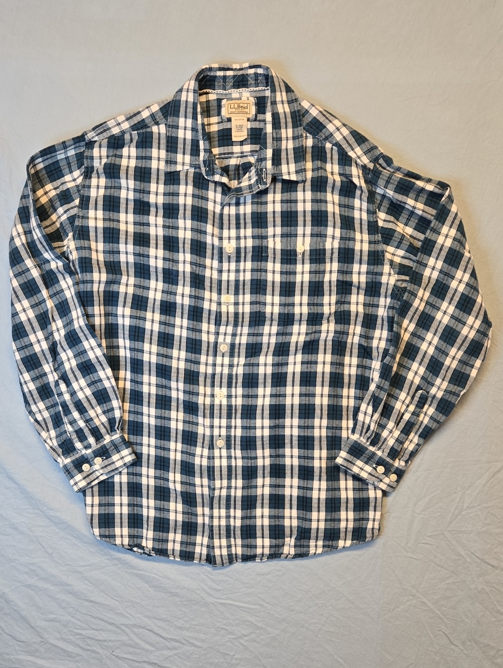 L.L. Bean Teal and White Plaid Button Down Long Sleeve Casual Cotton Dress Shirt